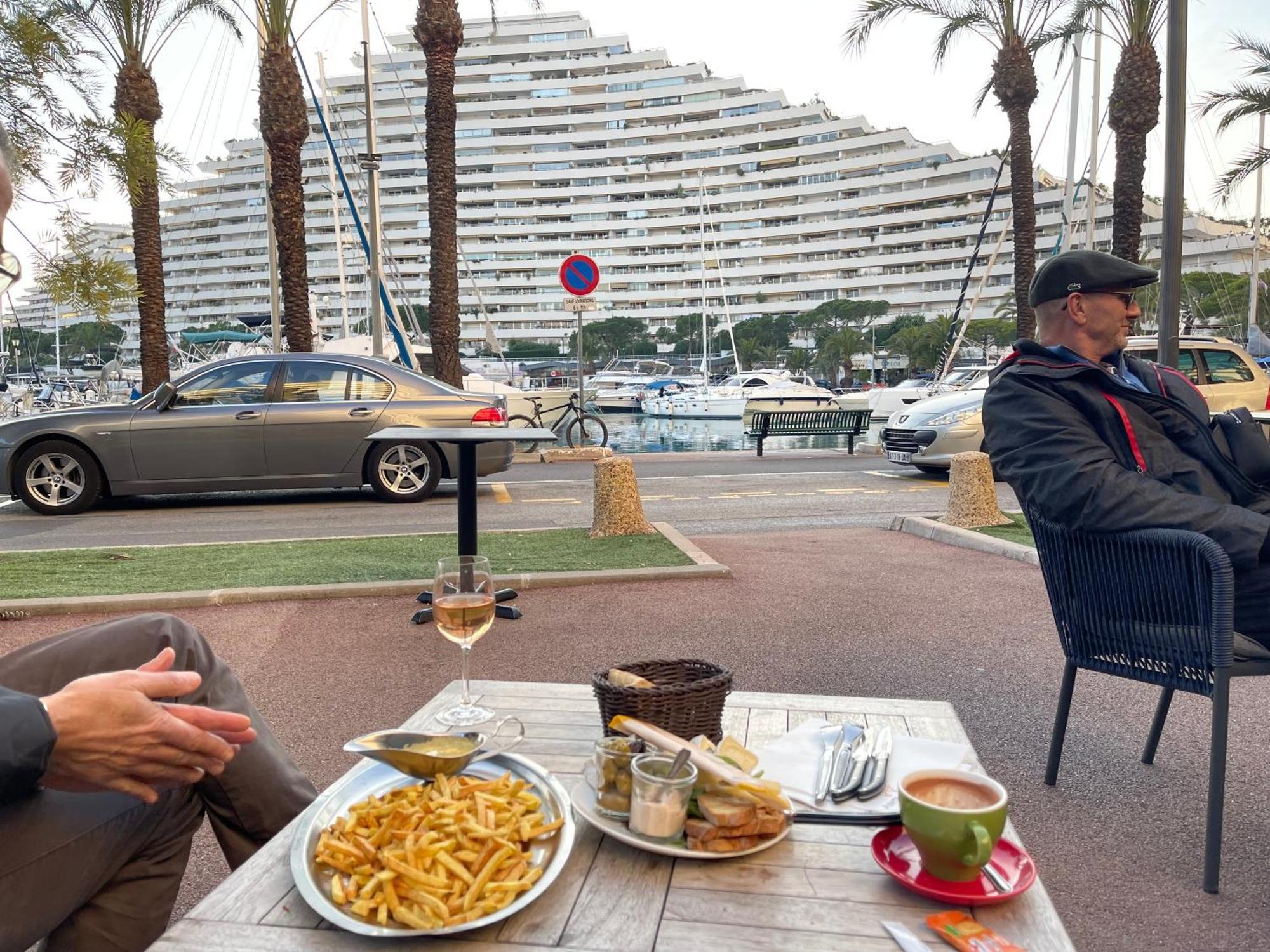 Villeneuve Loubet Plage- Entre Nice Et Cannes Exterior foto